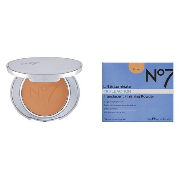 No7 Lift & Luminate Powder - Picture 3 of 5